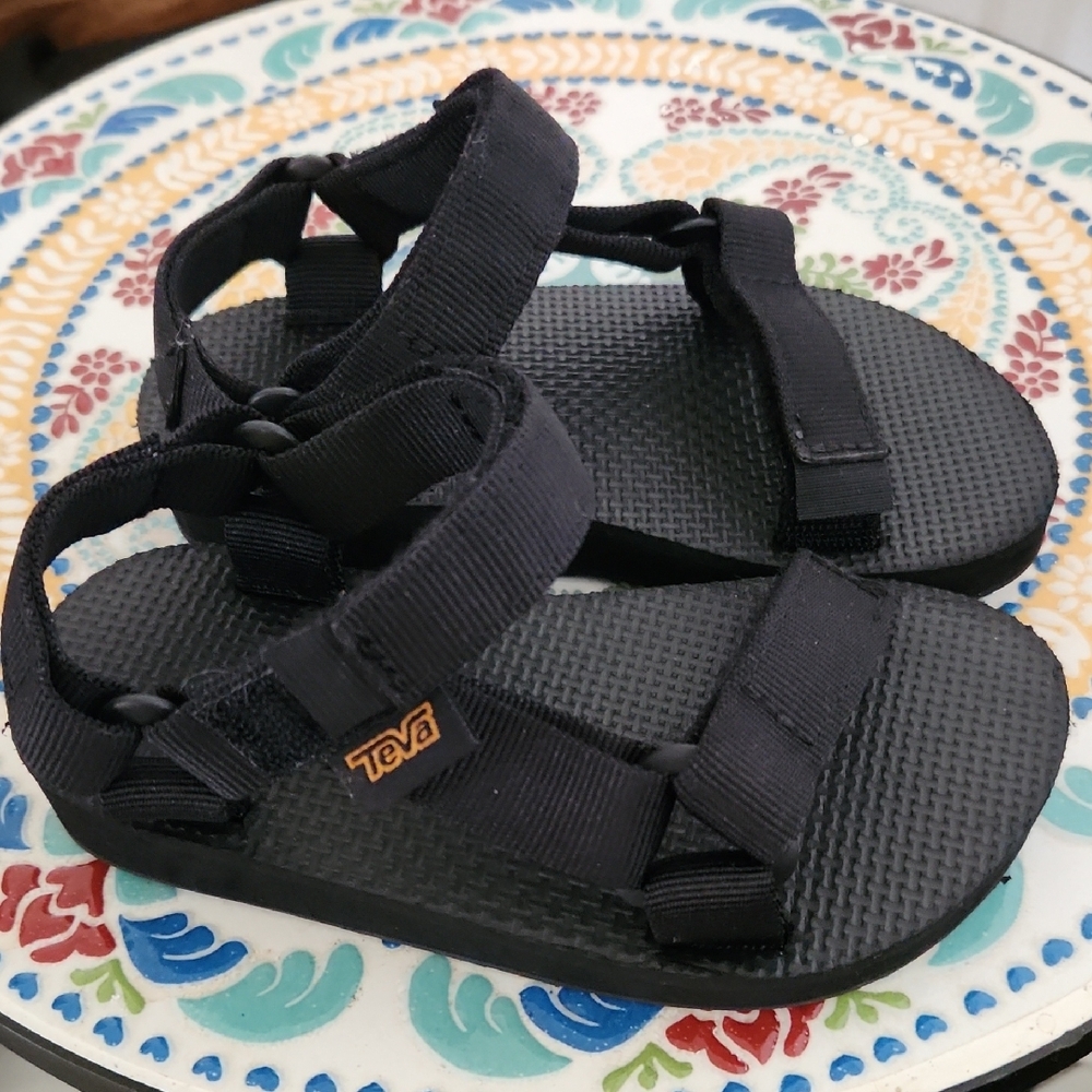 Teva Kids Black Sandals (Unisex)